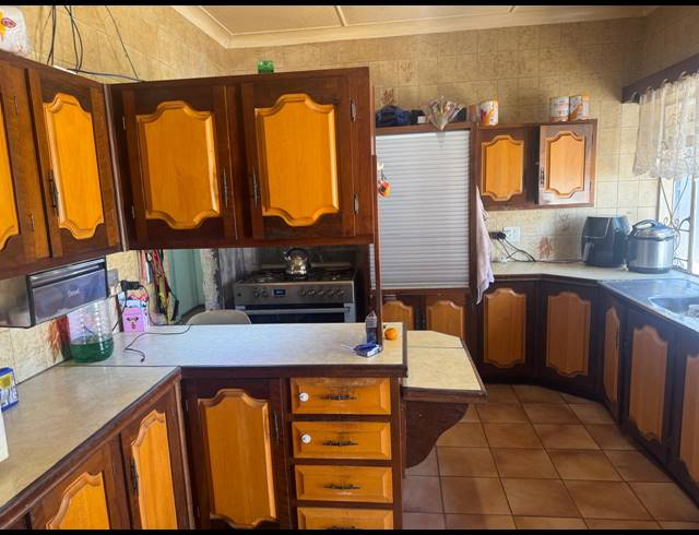 3 BEDROOM FREEHOLD FOR SALE IN BRAKPAN CENTRAL